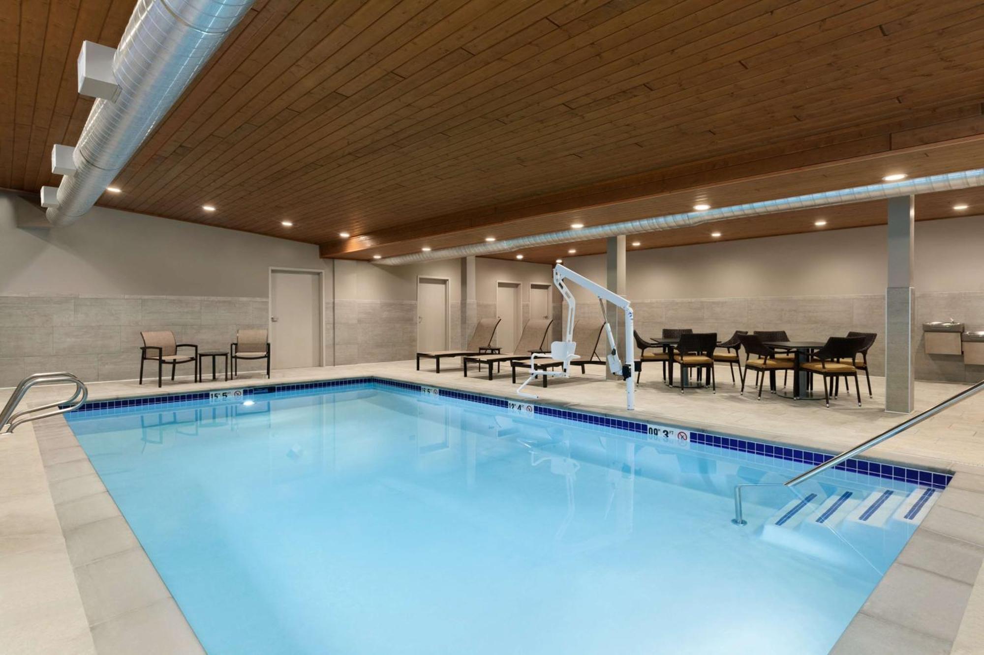 Hampton Inn & Suites Seattle/Renton, Wa Екстериор снимка